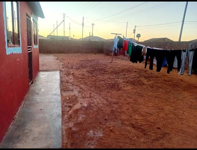 2 BEDROOM HOUSE FOR SALE IN MOHLAKENG